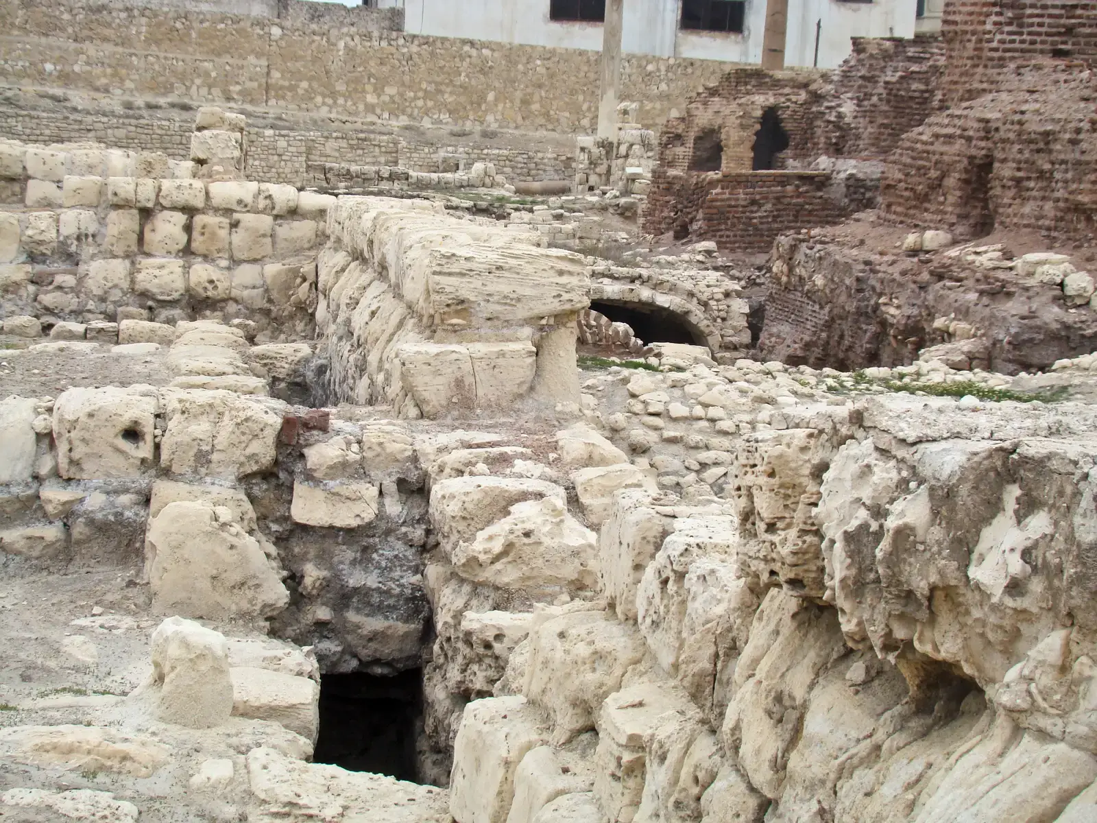 Sophisticated Urban Water Management Systems (Image Credits: Wikimedia)