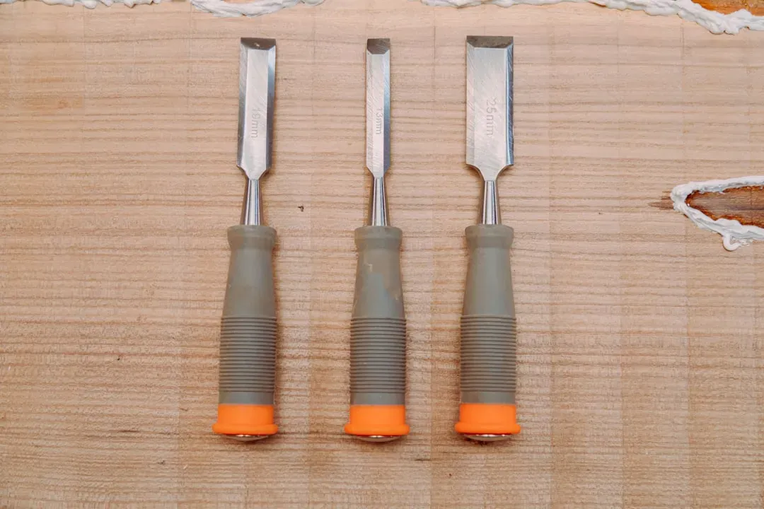 #4 - Tool Steel Hand Tools Chip and Shatter Mid-Swing (Image Credits: Unsplash)