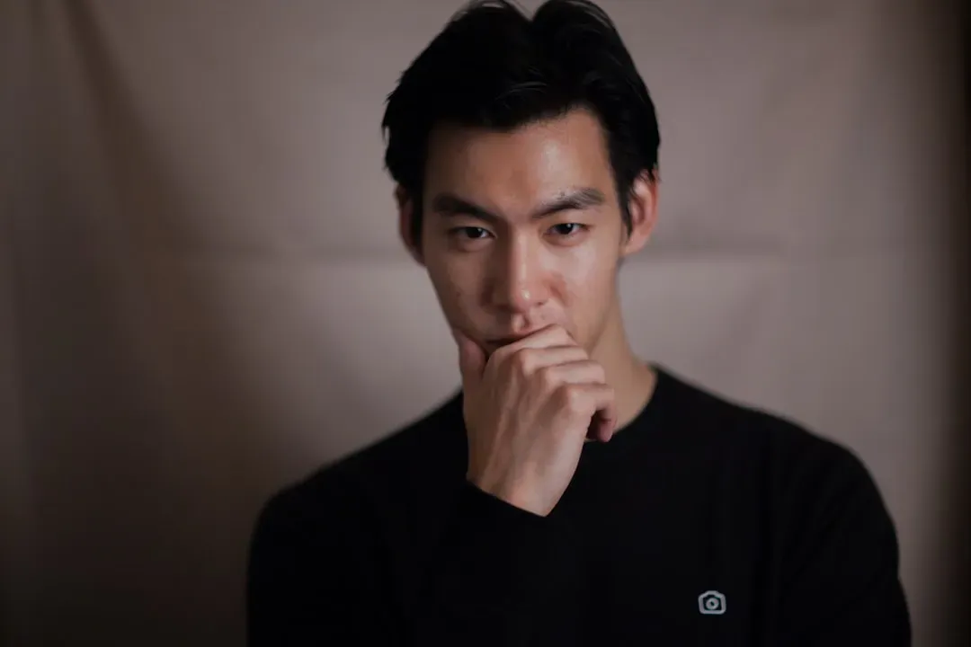 Their Eyes Stay Connected With Yours (Image Credits: Unsplash)