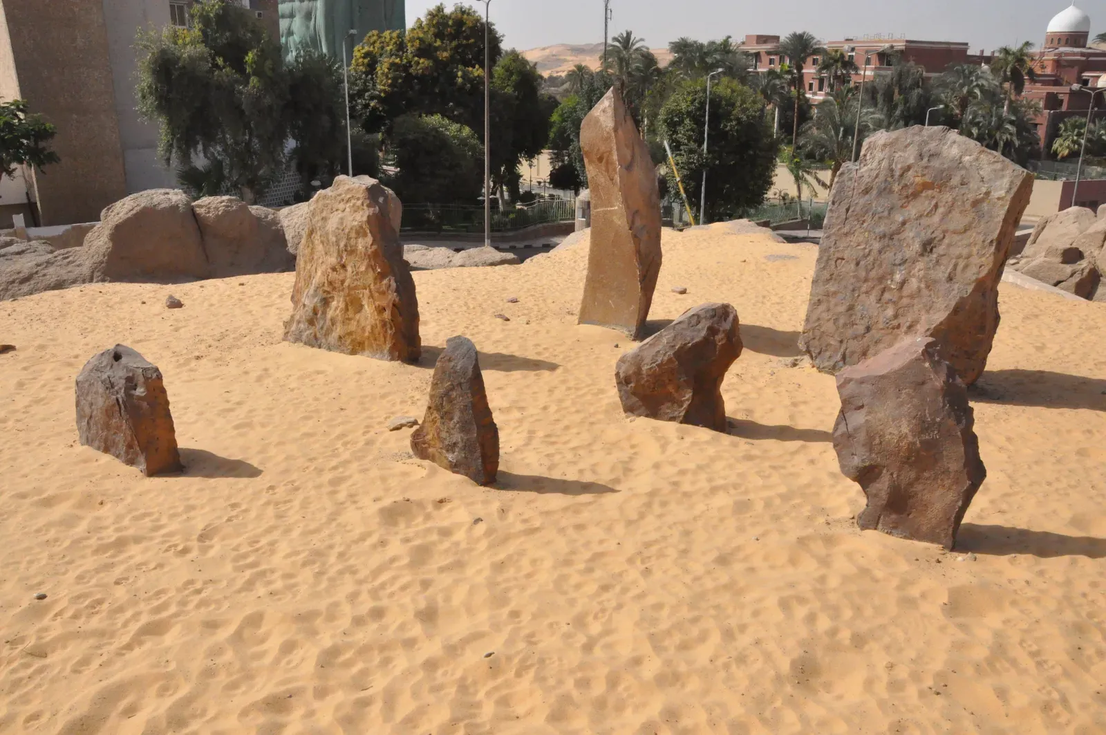 #14 - Nabta Playa's Silent Desert Calendar (By Raymbetz, CC BY-SA 3.0)