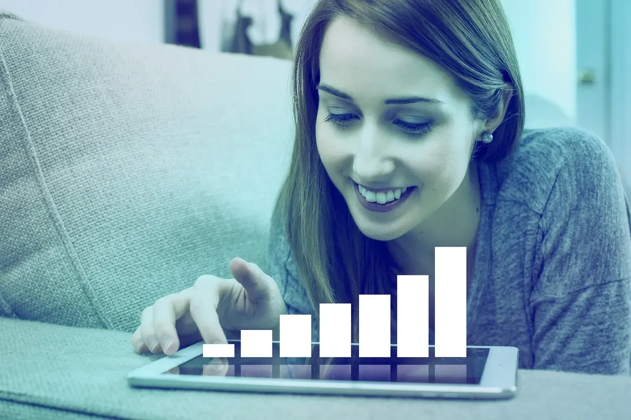 October: The Lucky Leader (Image Credits: Pixabay)