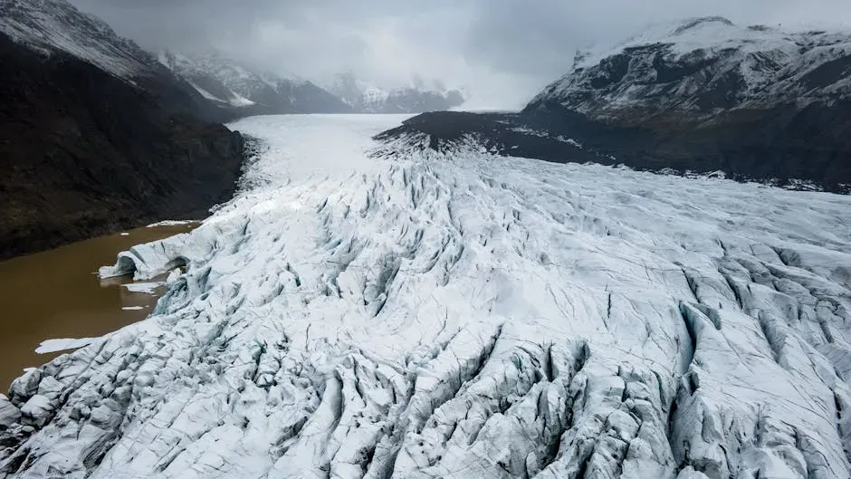 Crossing From Siberia: Beringia, Glaciers, and a Lost World (Image Credits: Pexels)