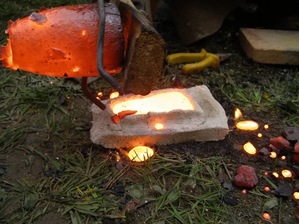 You Live in a Metal World Because Someone Took a Risk on Bronze (erix!, Flickr, CC BY 2.0)