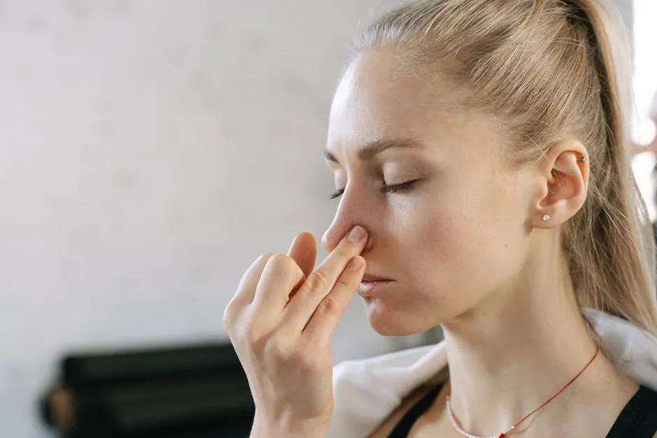 8. The Stress Signals in Your Voice and Breathing (Image Credits: Pexels)
