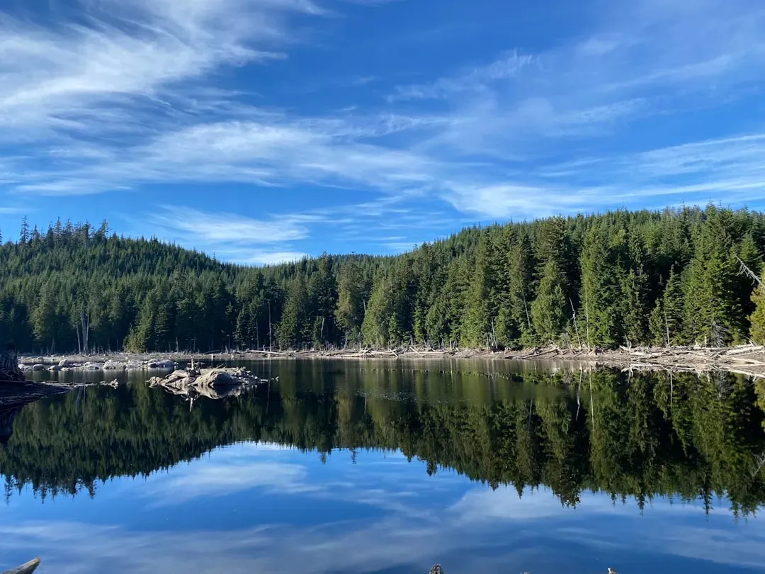 Libra – Mirror-Like Lakes and Balanced Equinox Skies (Image Credits: Unsplash)