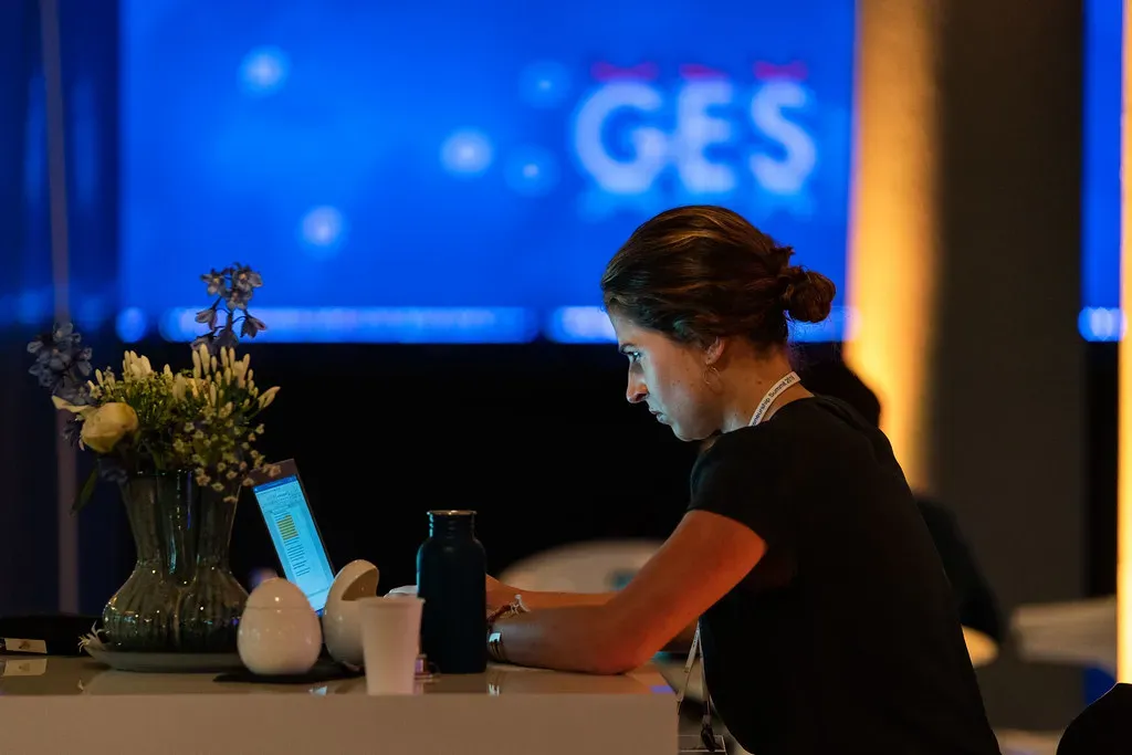 Halo Effect: When One Quality Colors Everything Else (Image Credits: Flickr)