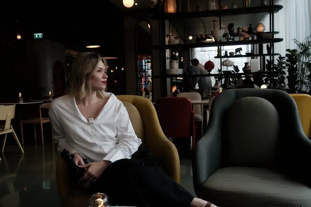 Respect Her Time and Boundaries (Image Credits: Unsplash)