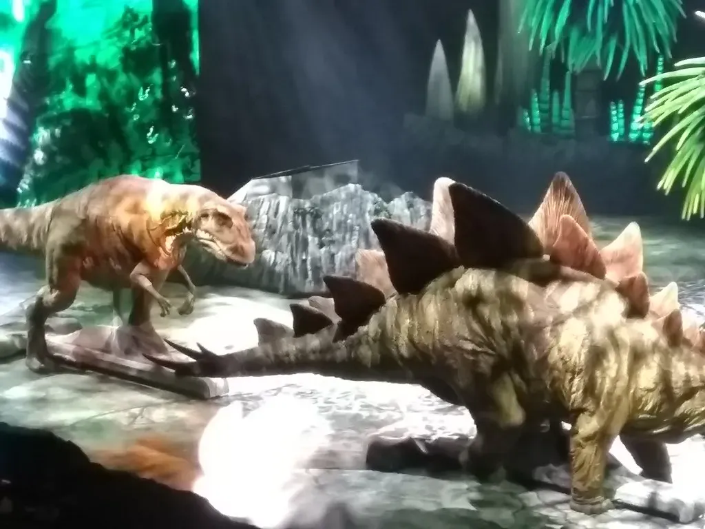 Hunting Strategies and Feeding Behavior (Image Credits: Flickr)