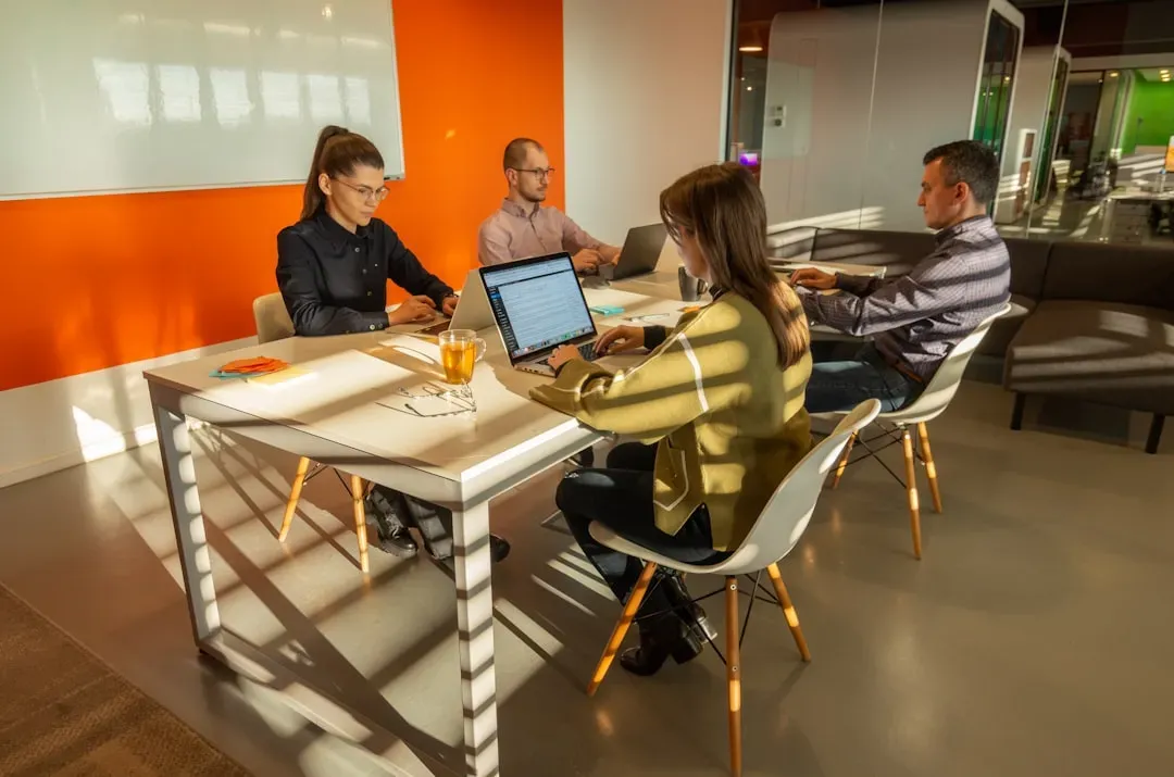 5. Use Strategic Pauses And Silence In Meetings (Image Credits: Unsplash)