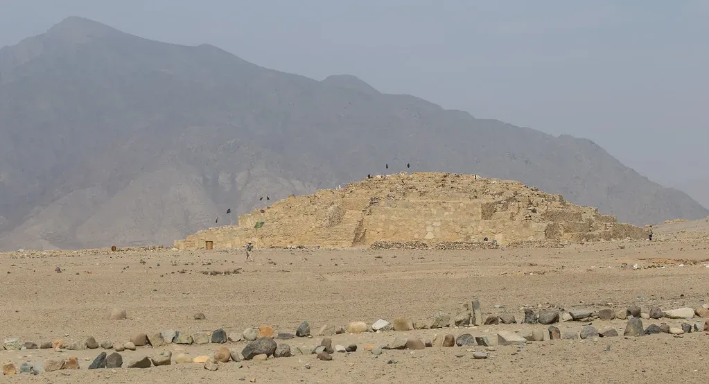 Caral-Supe in Peru: Pyramids Without Pottery (Jon Gudorf Photography, Flickr, CC BY-SA 2.0)