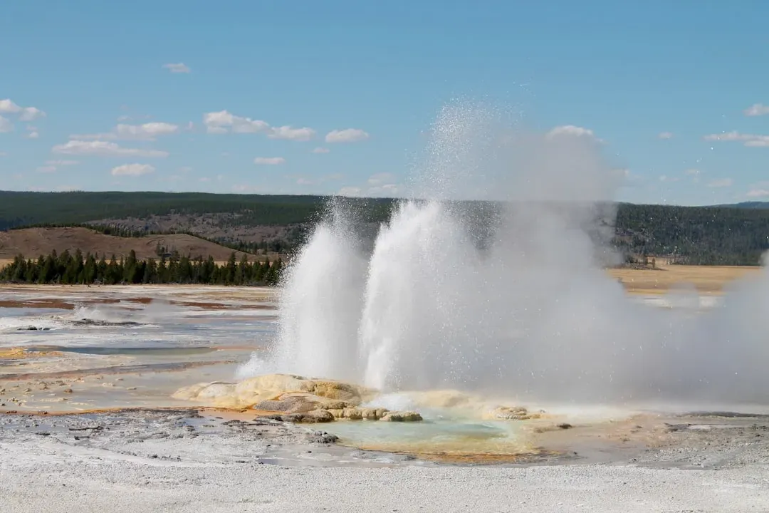 2. Yellowstone National Park, Wyoming - The Supervolcano Sleeping Beneath Your Feet (Image Credits: Unsplash)