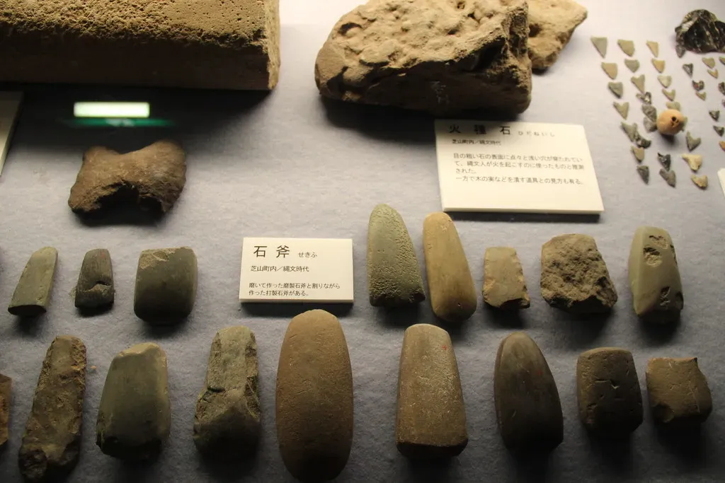 10. Prehistoric Tools Tell You About Migration, Trade, and Social Networks (Image Credits: Flickr)
