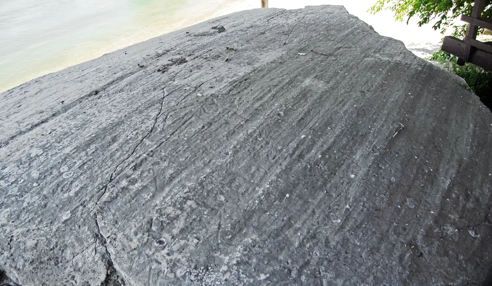 #1 Glacial Striations: The Ice Age Scratch Marks (Glacial striations on limestone (Inscription Rock, Kelleys Island, Lake Erie, Ohio, USA) 1, CC BY 2.0)
