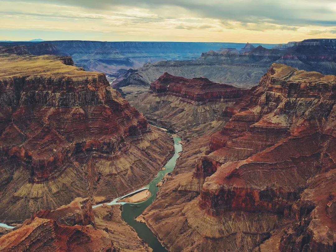 The Colorado River: The Sculptor of the Ages (Image Credits: Unsplash)
