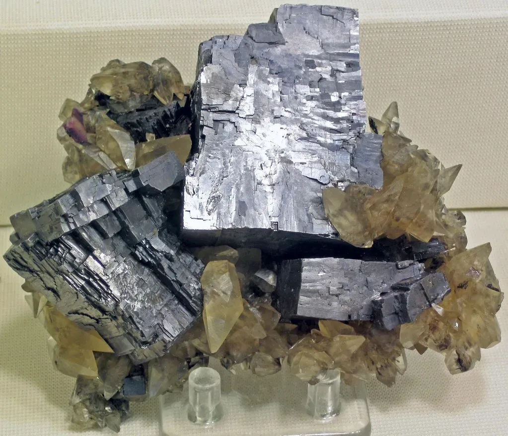 How Scientists Read the Magnetic Record Written in Rocks (James St. John, Flickr, CC BY 2.0)