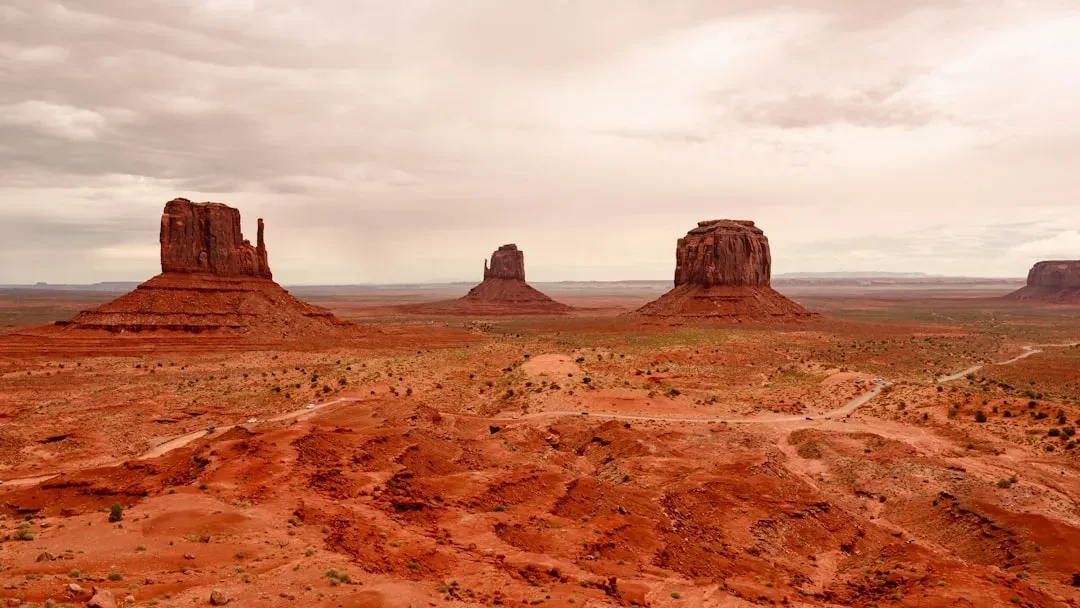 Tribal Lands, Fossil Rights, and the Modern Reckoning (Image Credits: Unsplash)