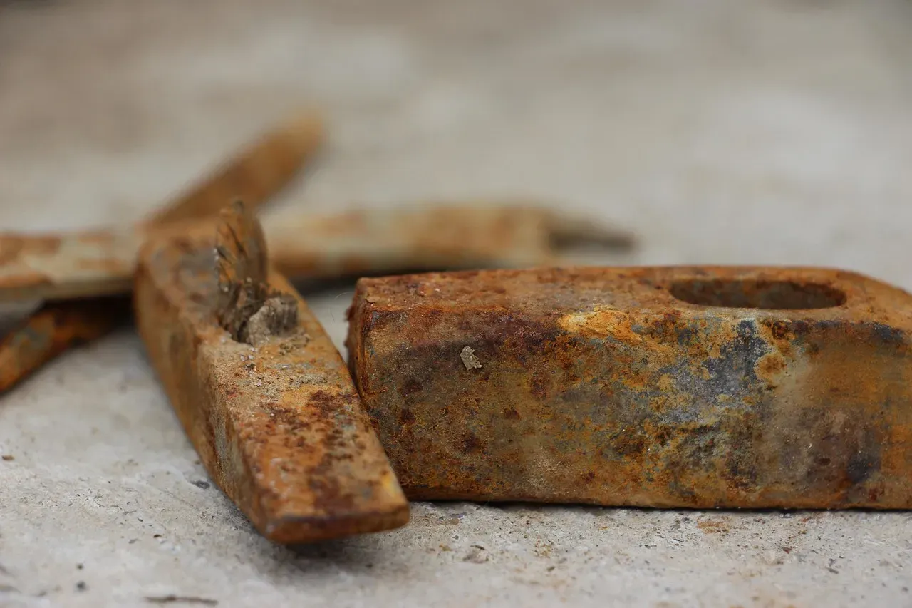 #8: Forgotten Tools, Notes, and Everyday Artifacts (Image Credits: Pixabay)