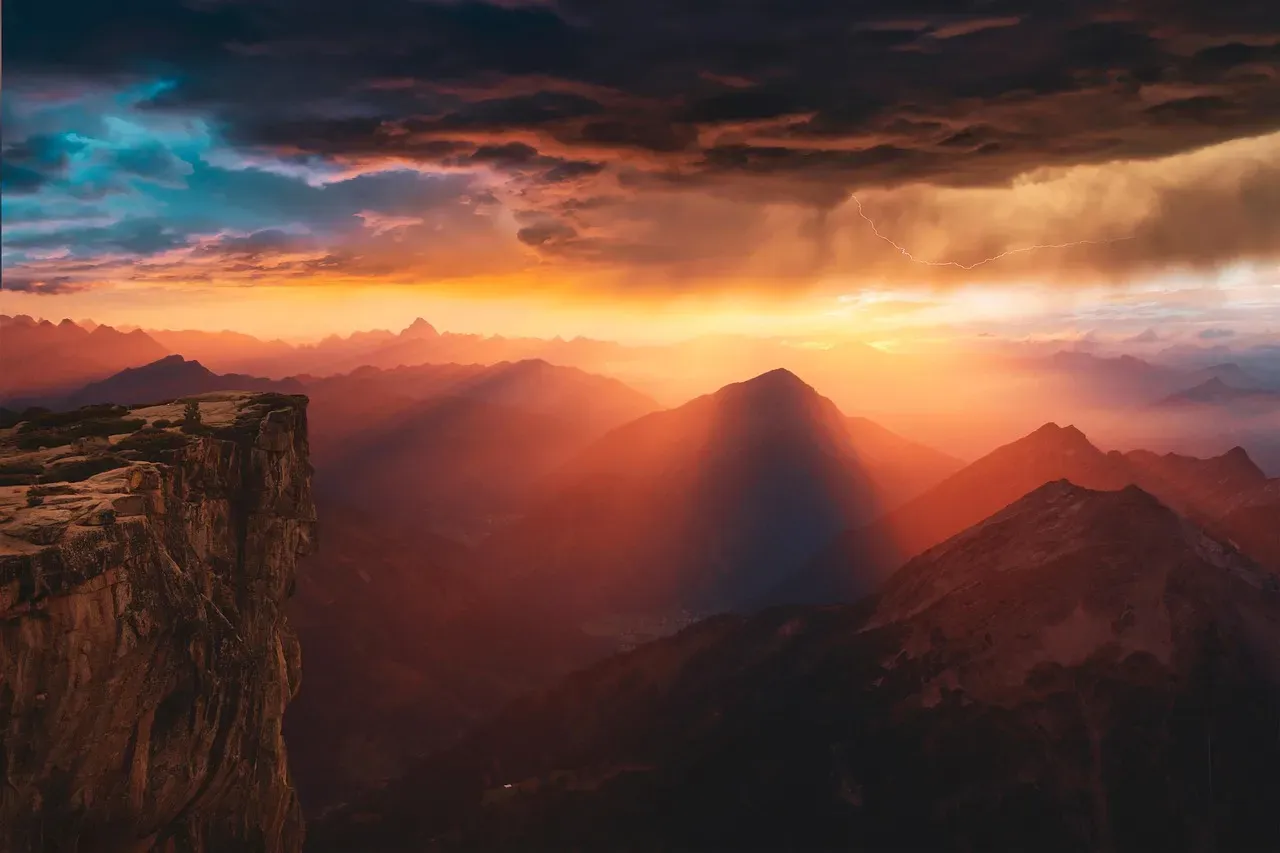 Awe, Smallness, And The Helpful Shock To Our Ego (Image Credits: Pixabay)
