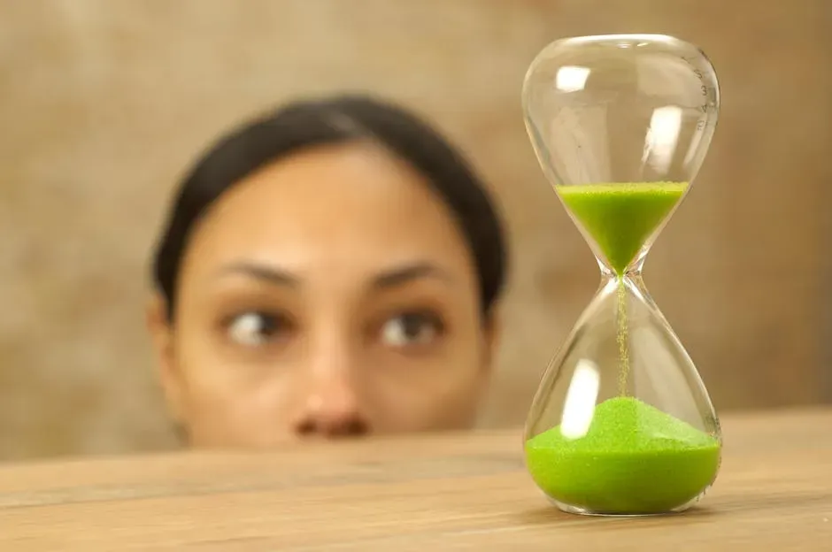 8. Your Time Perspective: Are You Stuck in the Moment or Able to See the Arc? (Image Credits: Pexels)