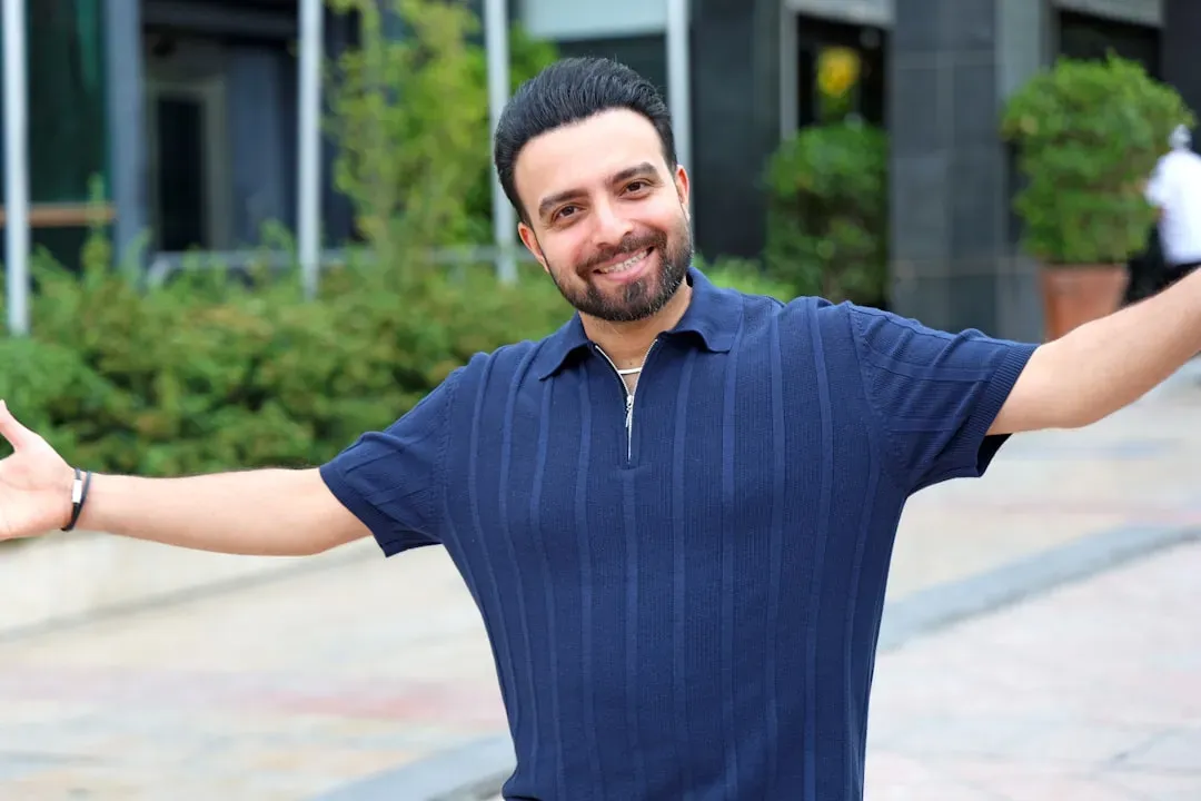 You Keep Your Body Language Open and Welcoming (Image Credits: Unsplash)