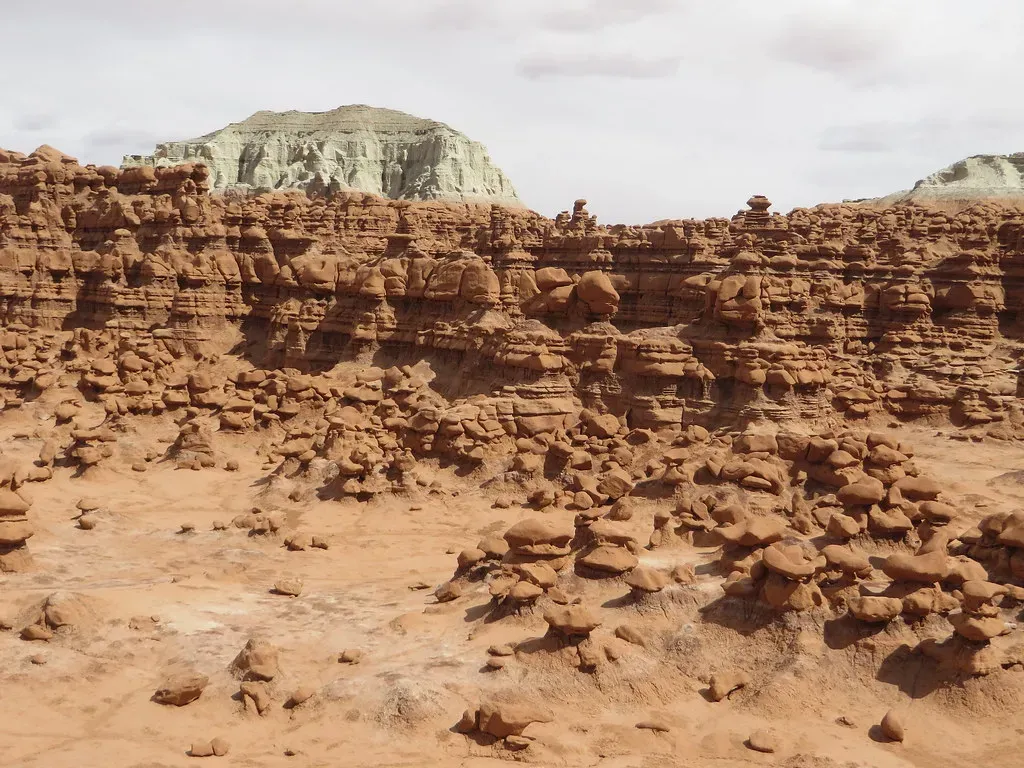Reading the Rocks: How You Reconstruct Ancient Worlds (Ken Lund, Flickr, CC BY-SA 2.0)