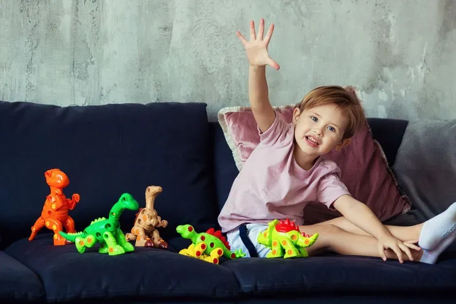 Dinosaur Play Is a Safe Way to Explore Power and Chaos (Image Credits: Pexels)