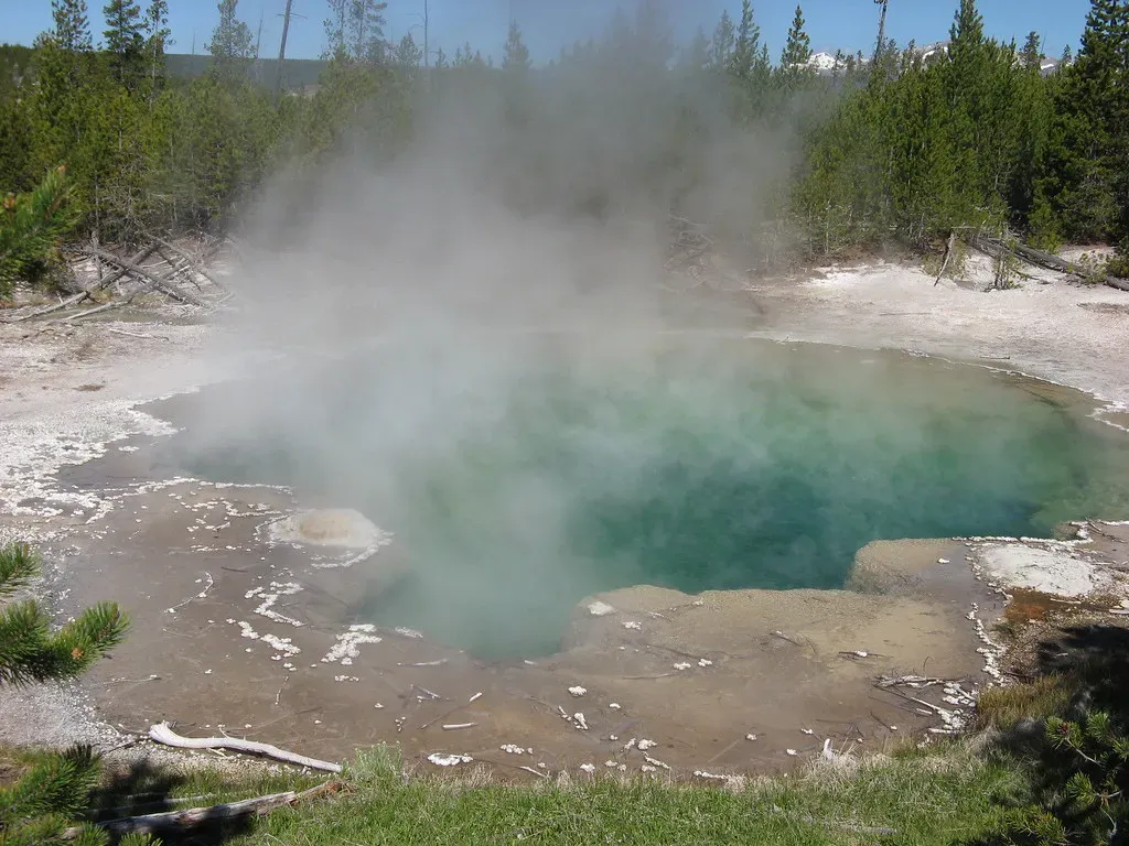 Should You Worry About the Next Super-Eruption? (evasight, Flickr, CC BY-SA 2.0)