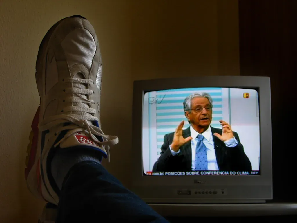 Priming Quietly Shapes Your Decisions Without You Realizing It (Image Credits: Flickr)