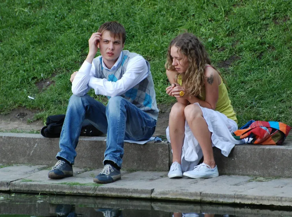 Look for the Freeze Response (Image Credits: Flickr)