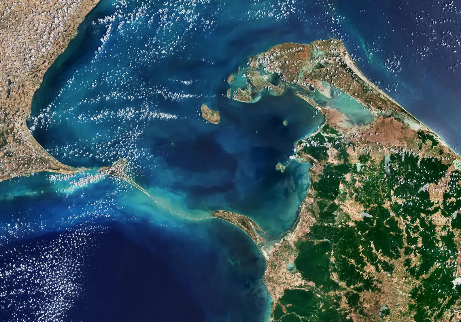 #8 - Adam's Bridge Between India and Sri Lanka (Earth from Space: Adam’s Bridge, Attribution)