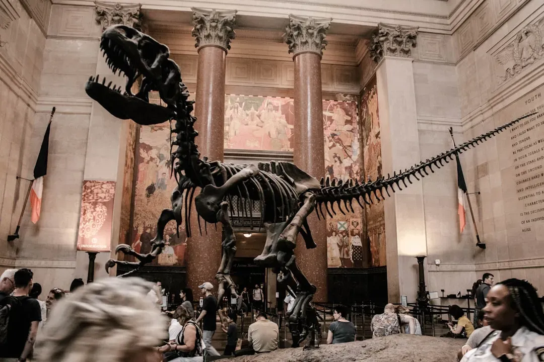 The Cinematic Pose Problem: Dinosaurs as Movie Monsters (Image Credits: Unsplash)
