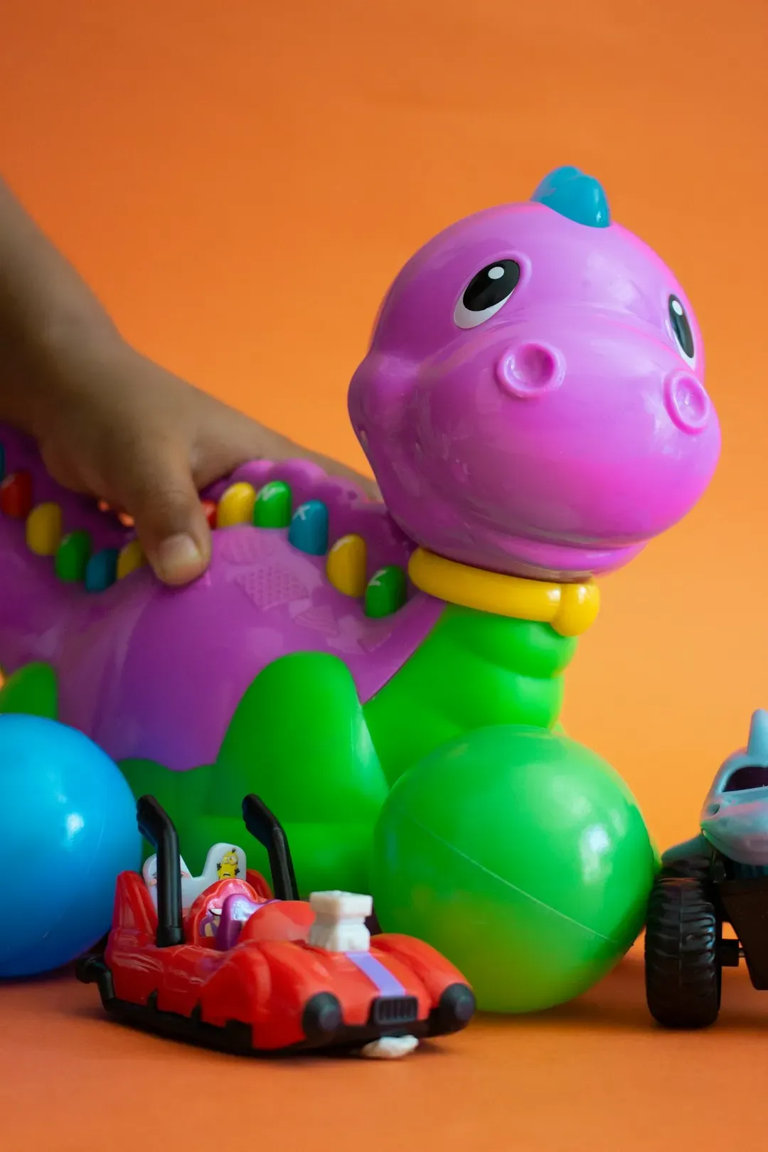 Dino, Hoppy, and the “Pet Dinosaurs” of Children’s TV (Image Credits: Unsplash)