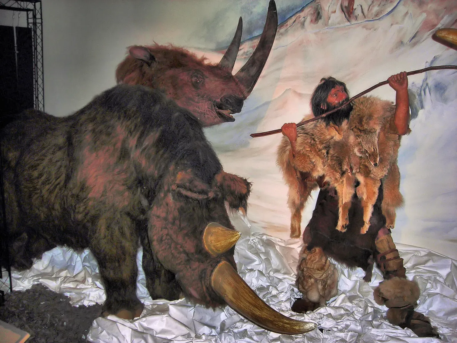 Woolly Rhinoceros: The Ice Age Tank with a Fur Coat (Woolly Rhinoceros Hunt - Horniman Museum, London.Uploaded by FunkMonk, CC BY 2.0)