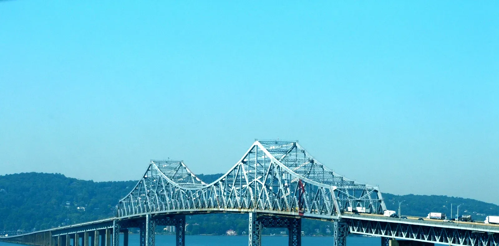 #11 - The Tappan Zee Bridge Was Built Cheap and Paid for It for 60 Years (Flickr: The Tappan Zee Bridge, CC BY-SA 2.0)