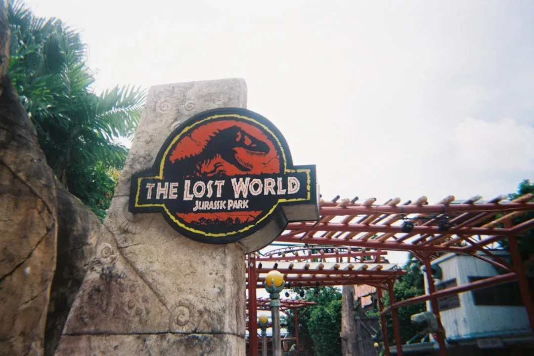2. The Lost World: Jurassic Park (1997): Still Grounded, But Starting to Fray (Image Credits: Unsplash)