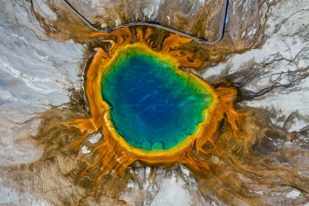 The Deep Engine: Yellowstone's Mantle Plume Origins (Image Credits: Unsplash)