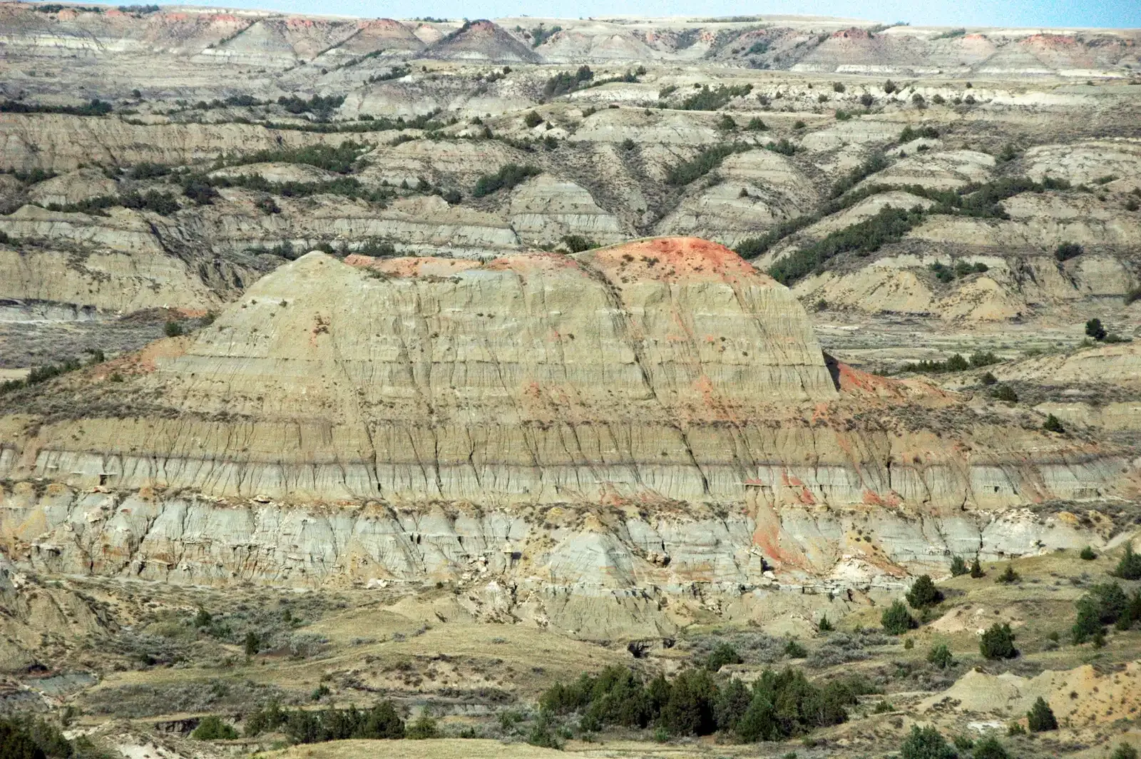 Theodore Roosevelt's North Dakota Badlands: Glacial Influence and River Downcutting (Image Credits: Wikimedia)