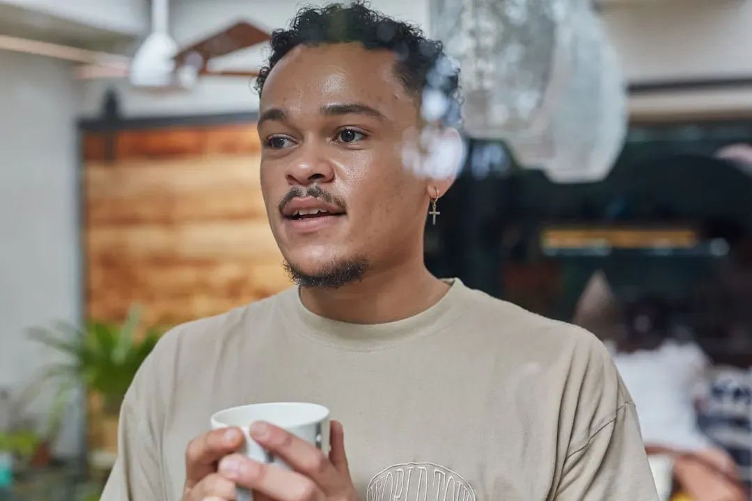 It Operates Below Your Conscious Awareness (Image Credits: Unsplash)