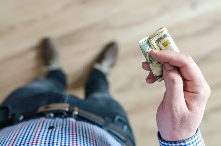 6. Treating Every Windfall As A Chance To Splurge, Not A Chance To Build (Image Credits: Pexels)