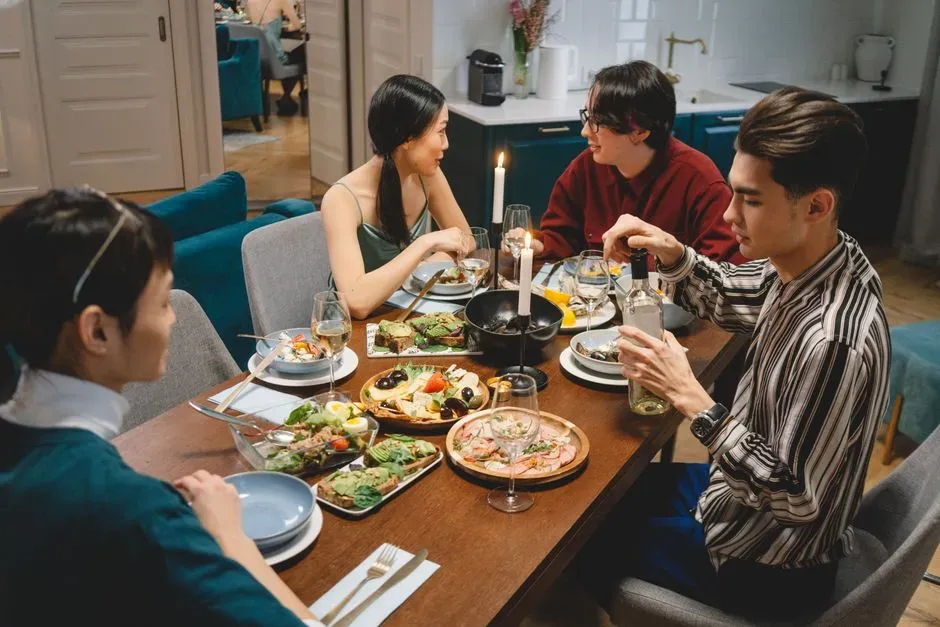 Synchronizing Bodies And Minds: The Power Of Eating In Unison (Image Credits: Pexels)