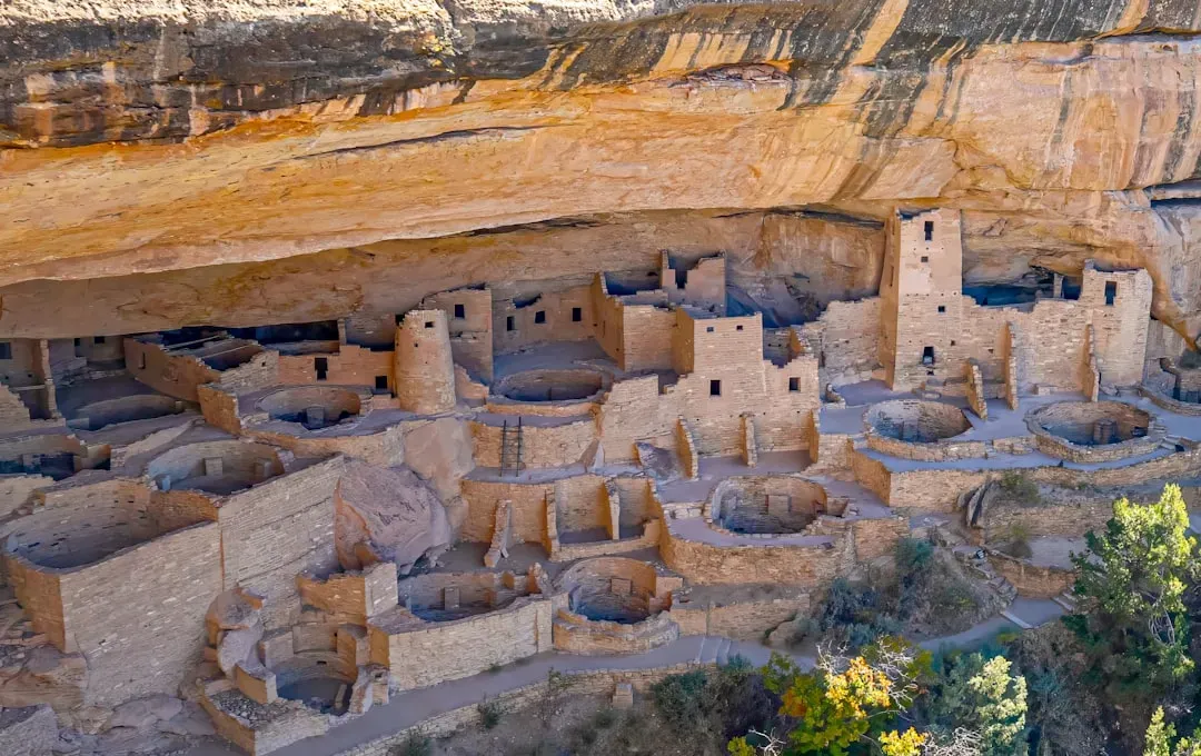 2. The Cliff Dwellings Were a Late Chapter, Not the Whole Story (Image Credits: Unsplash)