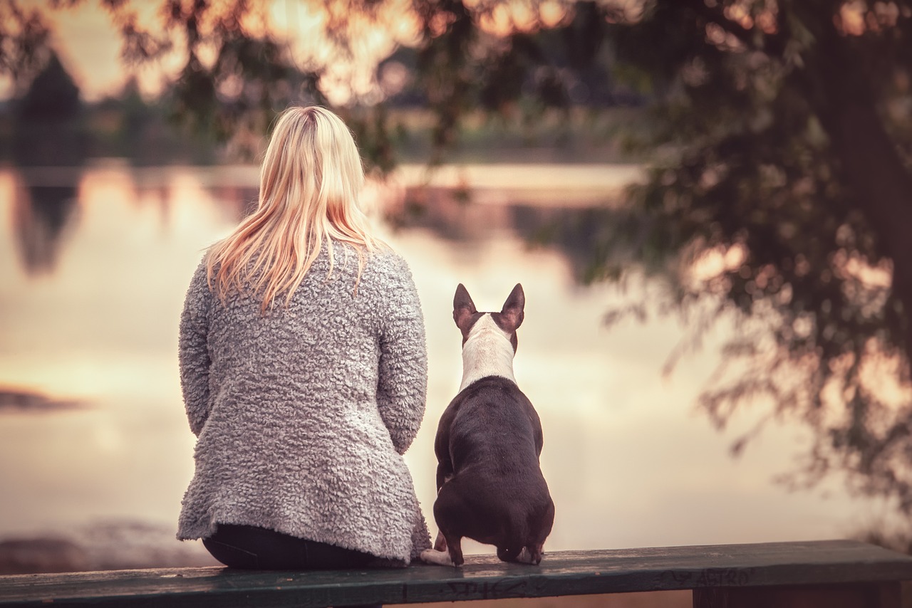 Libra Humans with Aquarius Dogs (Image Credits: Pixabay)