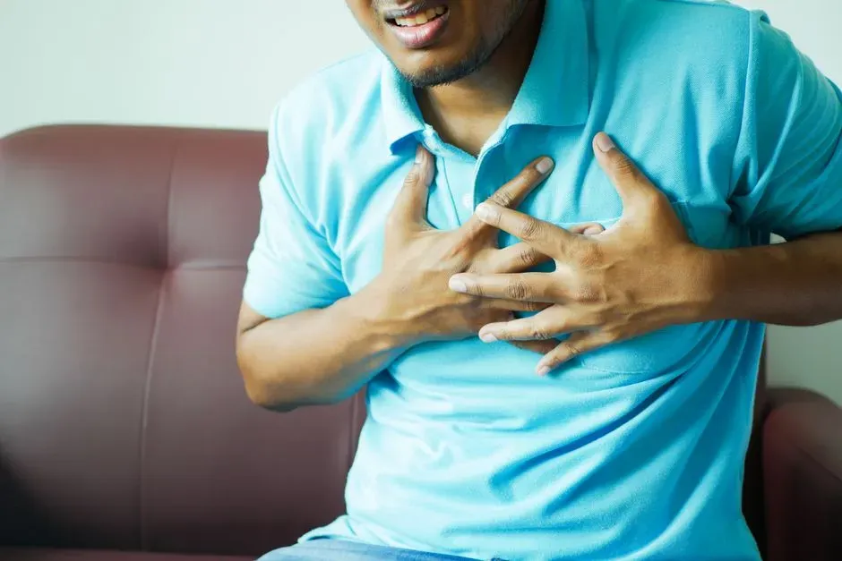 5. Increased Risk of Heart Attack (Image Credits: Pexels)