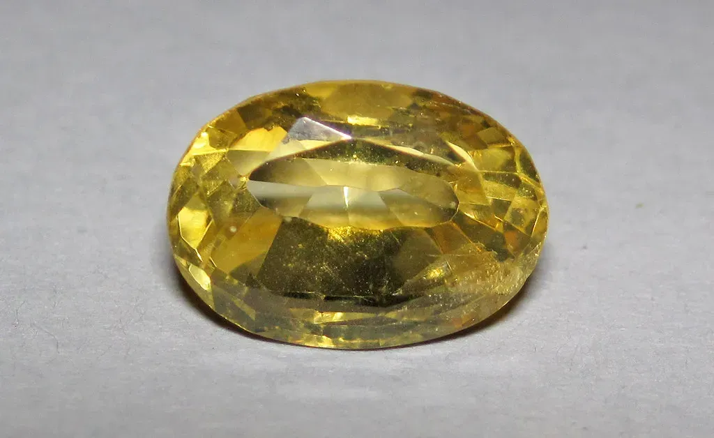 November: Topaz and r Generous Warmth (Image Credits: Flickr)