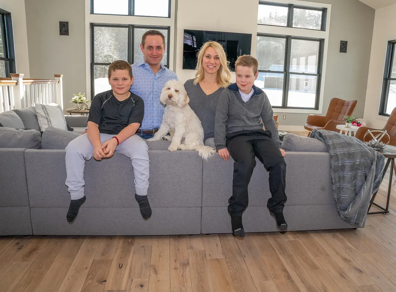 Conclusion: The Dog in the Middle of It All (Image Credits: Pixabay)