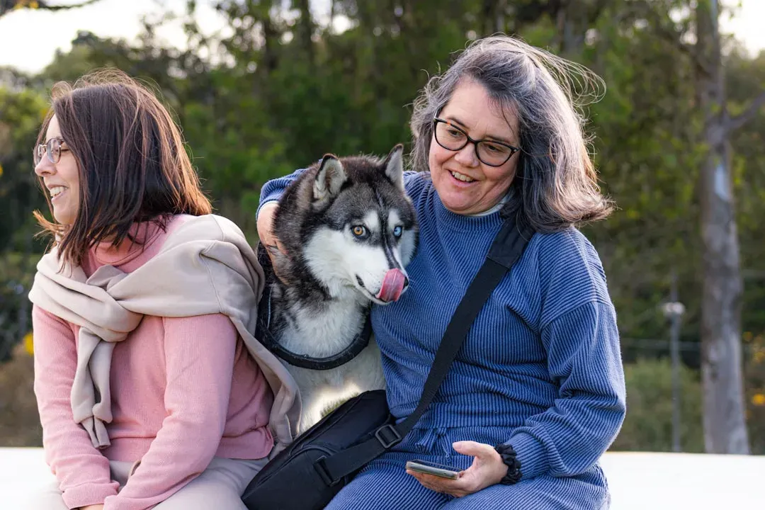 When Licking Is More Than Just Affection (Image Credits: Unsplash)
