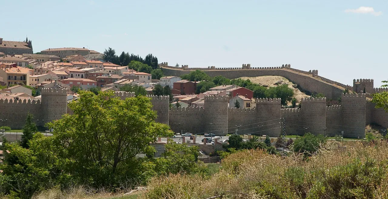 Ávila, Spain (Image Credits: Pixabay)
