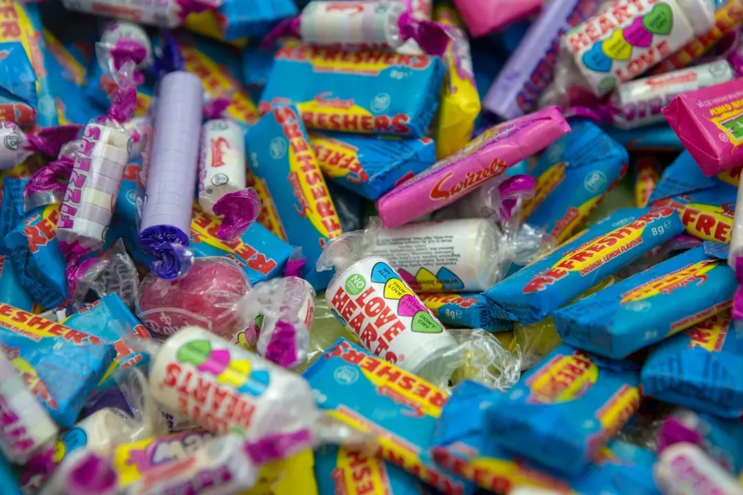 Sugar-Free Gum and Candy Hiding in Your Bag (Image Credits: Unsplash)