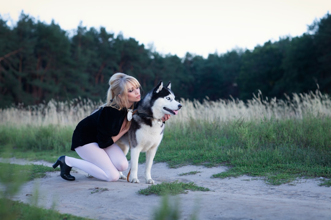 Earth Signs: The Grounded Canines (Image Credits: Unsplash)