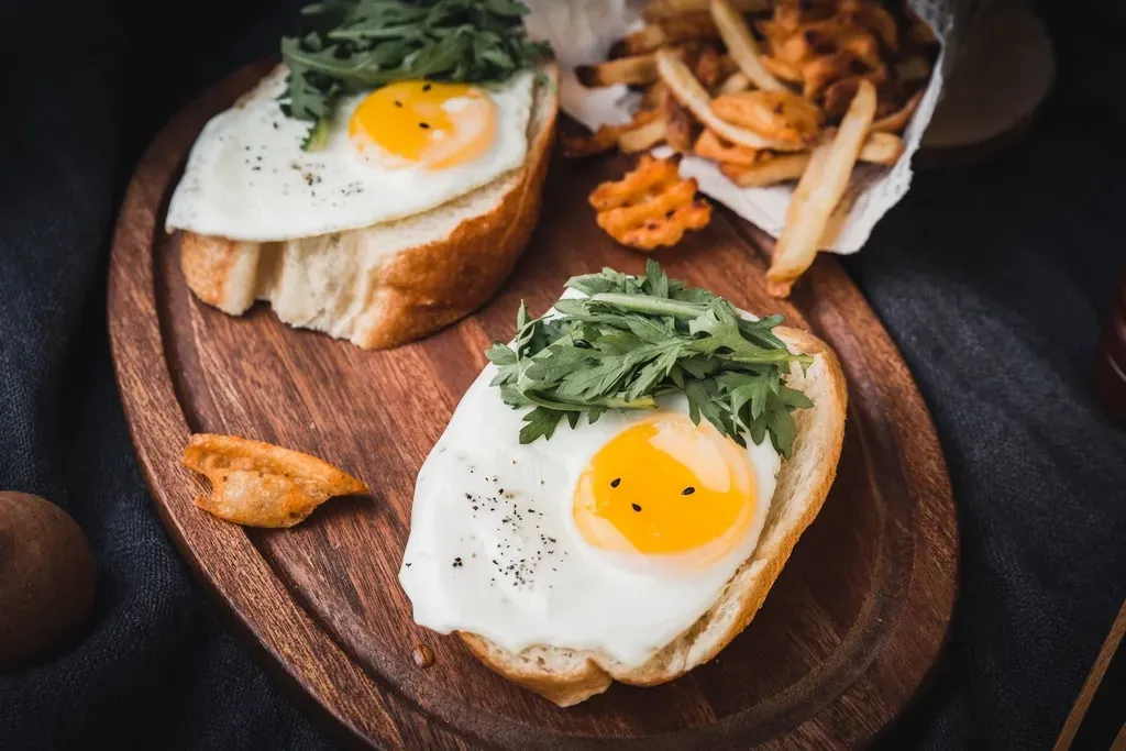 #4 Cooked Eggs (Image Credits: Rawpixel)